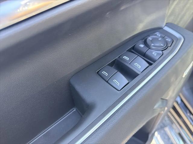 2026 GMC Sierra 1500 Crew Cab, Short Bed, SLT, 4WD