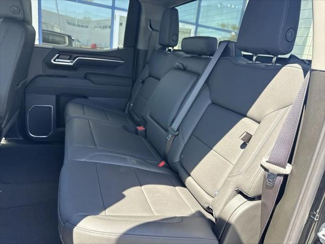 2026 GMC Sierra 1500 Crew Cab, Short Bed, SLT, 4WD