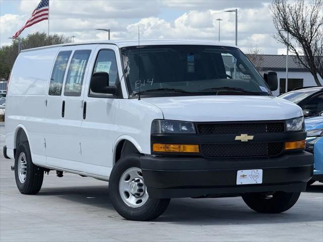 2026 Chevrolet Express Cargo Van 2500 Extended Wheelbase, WT, RWD
