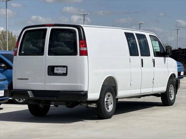 2026 Chevrolet Express Cargo Van 2500 Extended Wheelbase, WT, RWD