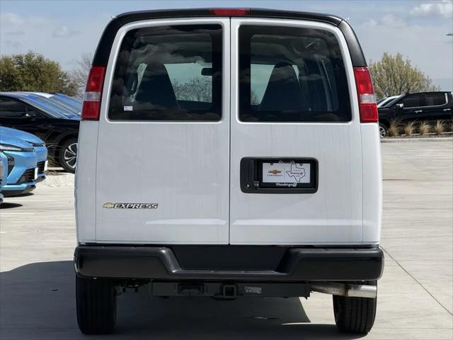 2026 Chevrolet Express Cargo Van 2500 Extended Wheelbase, WT, RWD