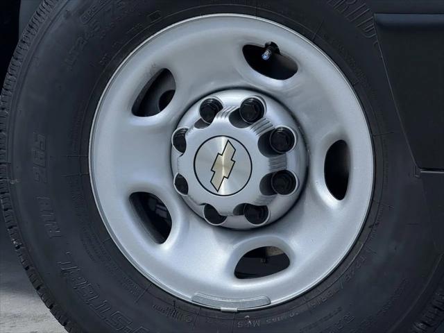 2026 Chevrolet Express Cargo Van 2500 Extended Wheelbase, WT, RWD