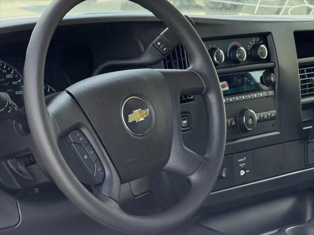 2026 Chevrolet Express Cargo Van 2500 Extended Wheelbase, WT, RWD