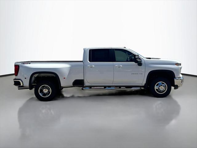 2026 Chevrolet Silverado 3500HD Crew Cab, Long Bed, LT Dual Rear Wheel, RWD