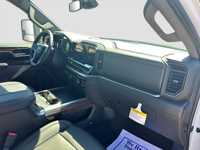 2026 Chevrolet Silverado 3500HD Crew Cab, Long Bed, LT Dual Rear Wheel, RWD