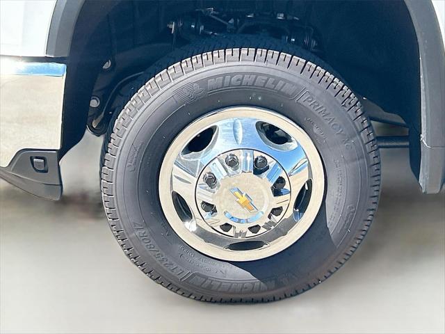 2026 Chevrolet Silverado 3500HD Crew Cab, Long Bed, LT Dual Rear Wheel, RWD