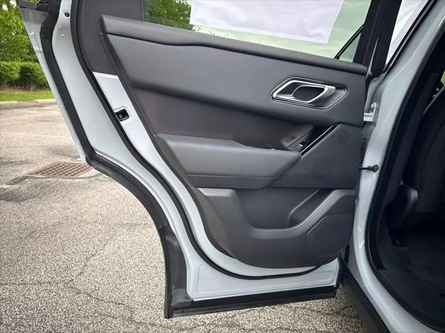 2026 Land Rover Range Rover Velar P250 Dynamic SE