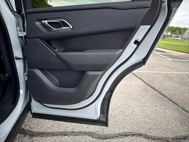 2026 Land Rover Range Rover Velar P250 Dynamic SE