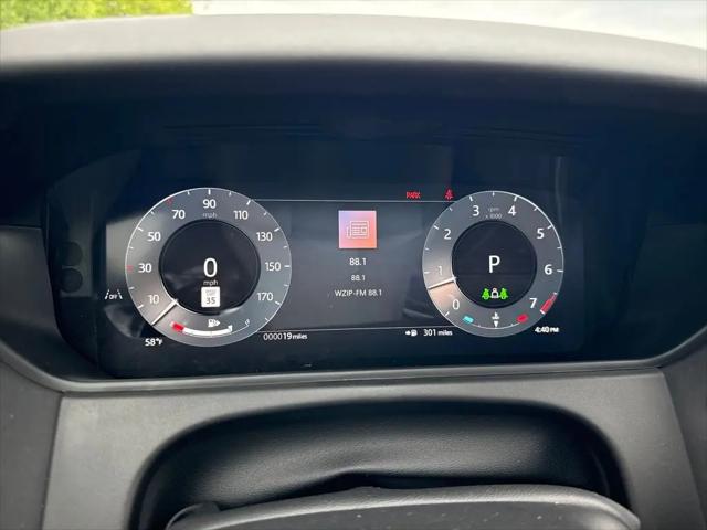 2026 Land Rover Range Rover Velar P250 Dynamic SE