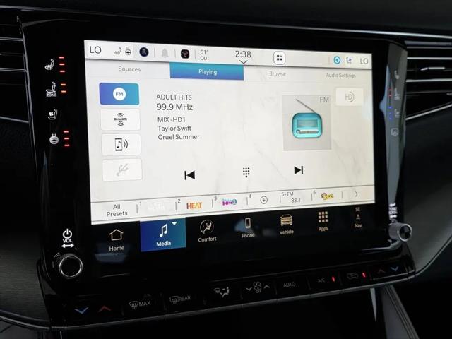 2026 Jeep Grand Wagoneer 4x2