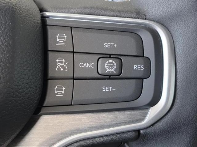 2026 Jeep Grand Wagoneer 4x2