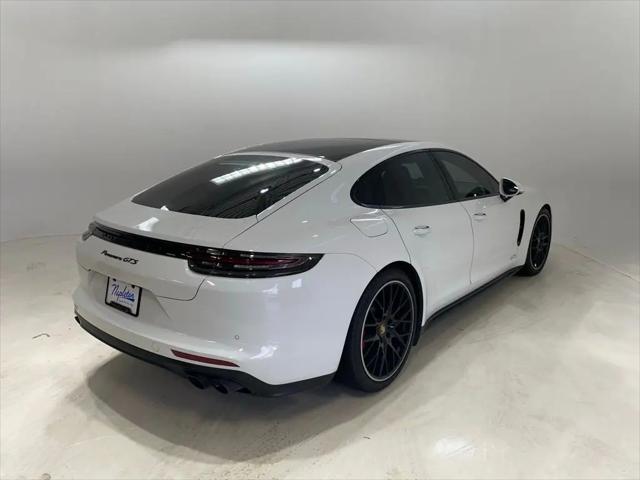 2020 Porsche Panamera GTS