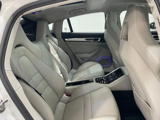 2020 Porsche Panamera GTS