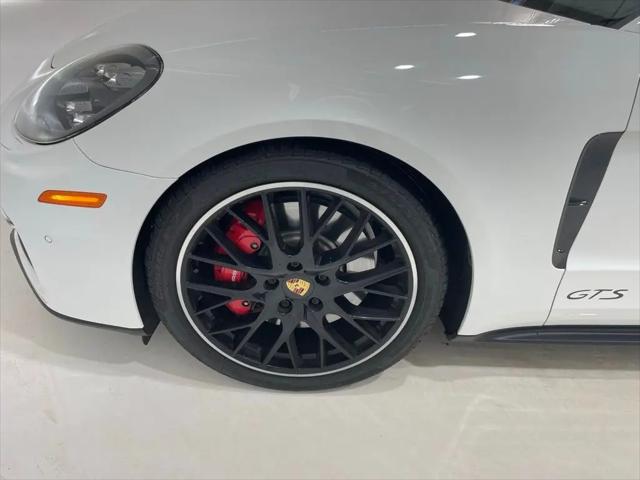 2020 Porsche Panamera GTS