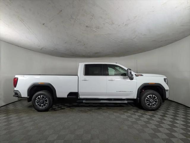 2026 GMC Sierra 2500HD Crew Cab, Long Bed, SLE, 4WD