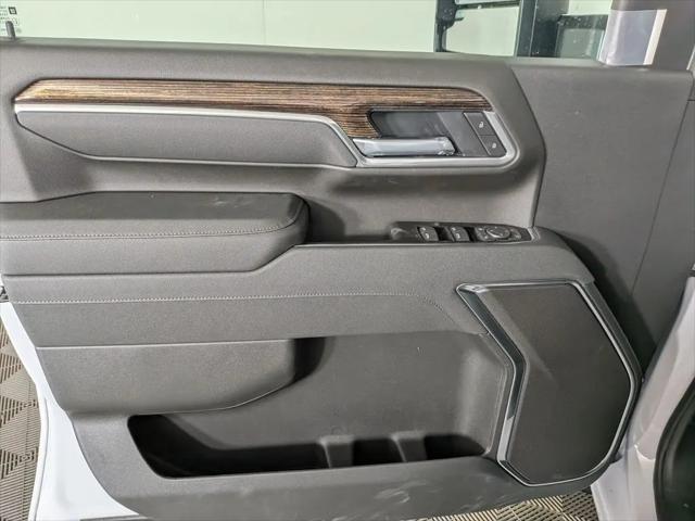 2026 GMC Sierra 2500HD Crew Cab, Long Bed, SLE, 4WD