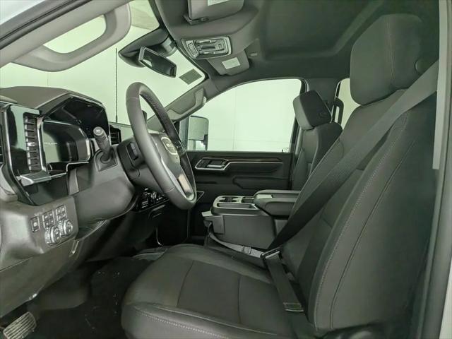 2026 GMC Sierra 2500HD Crew Cab, Long Bed, SLE, 4WD