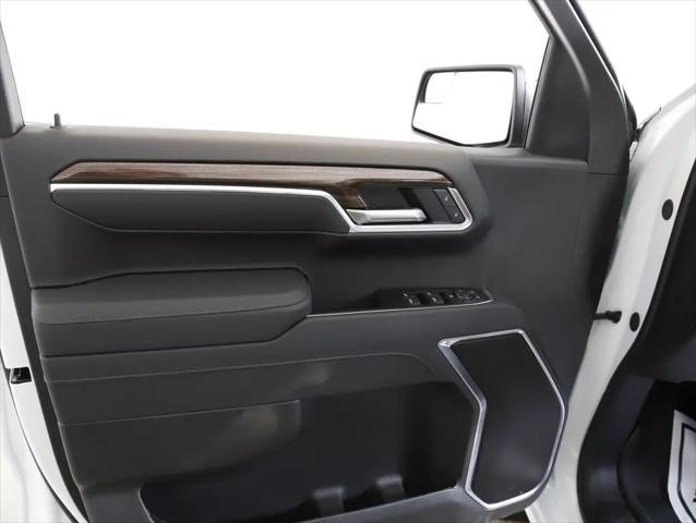 2026 Chevrolet Silverado 1500 4WD Crew Cab Standard Bed LT