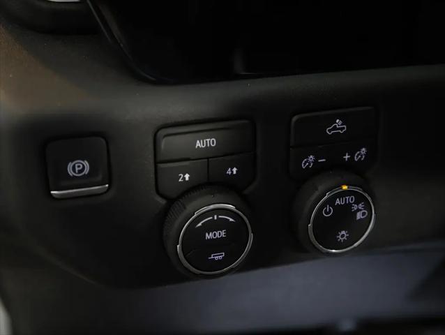 2026 Chevrolet Silverado 1500 4WD Crew Cab Standard Bed LT