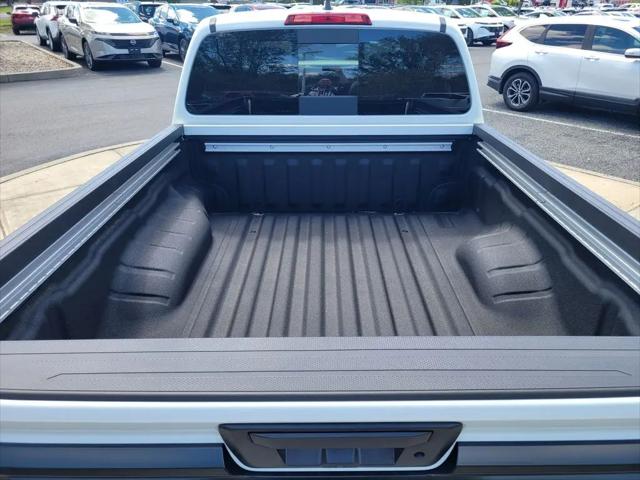 2026 Nissan Frontier Crew Cab Long Bed PRO-4X 4x4