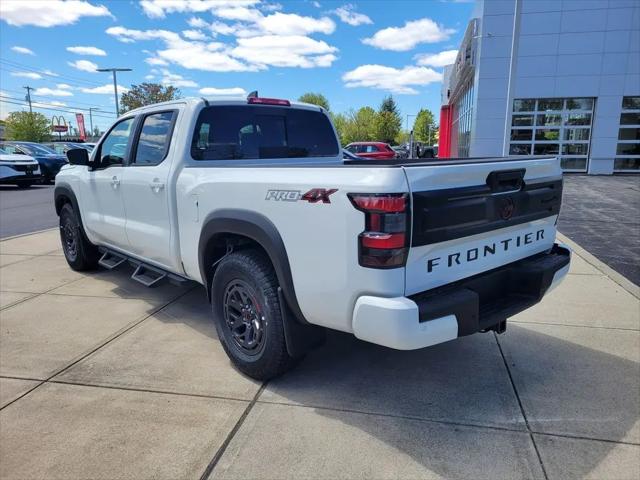 2026 Nissan Frontier Crew Cab Long Bed PRO-4X 4x4