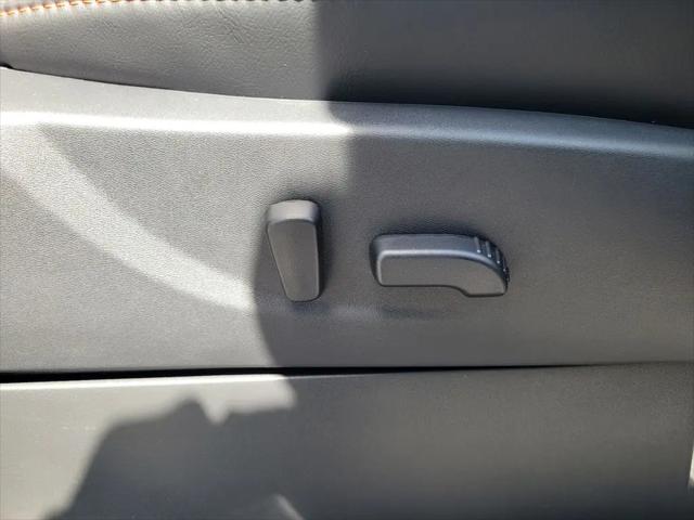 2026 Nissan Frontier Crew Cab Long Bed PRO-4X 4x4