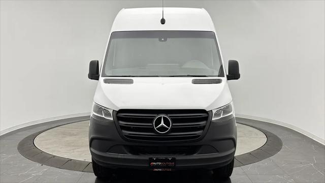 2023 Mercedes-Benz Sprinter 2500 High Roof 4-Cyl Gas