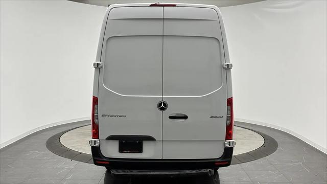 2023 Mercedes-Benz Sprinter 2500 High Roof 4-Cyl Gas