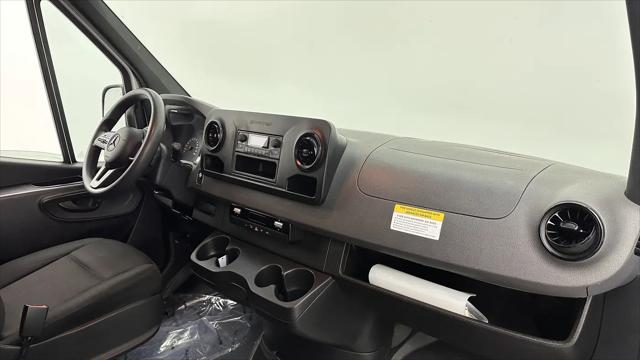 2023 Mercedes-Benz Sprinter 2500 High Roof 4-Cyl Gas