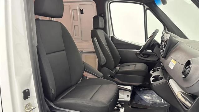 2023 Mercedes-Benz Sprinter 2500 High Roof 4-Cyl Gas