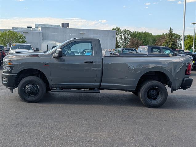 2026 RAM Ram 3500 RAM 3500 TRADESMAN REGULAR CAB 4X4 8 BOX