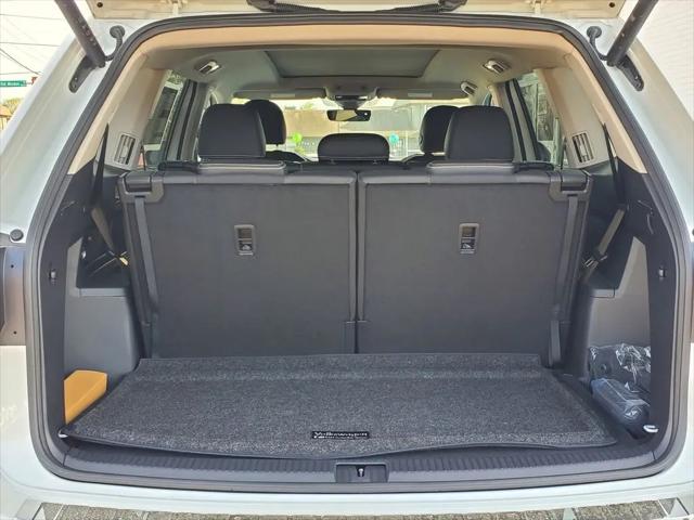 2026 Volkswagen Atlas SE with Technology