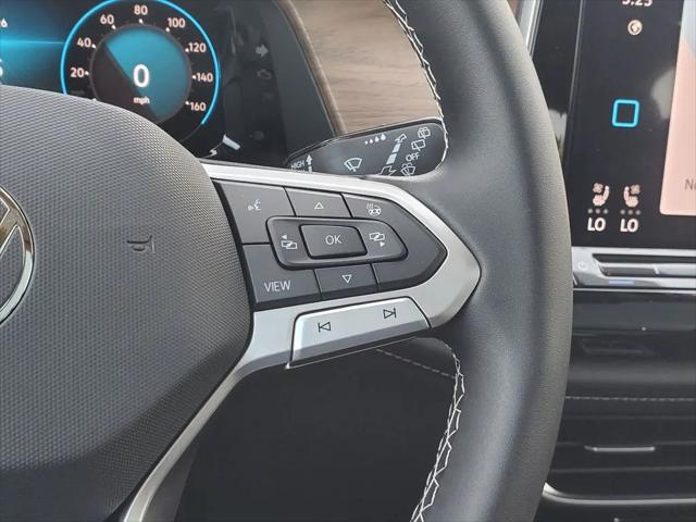 2026 Volkswagen Atlas SE with Technology