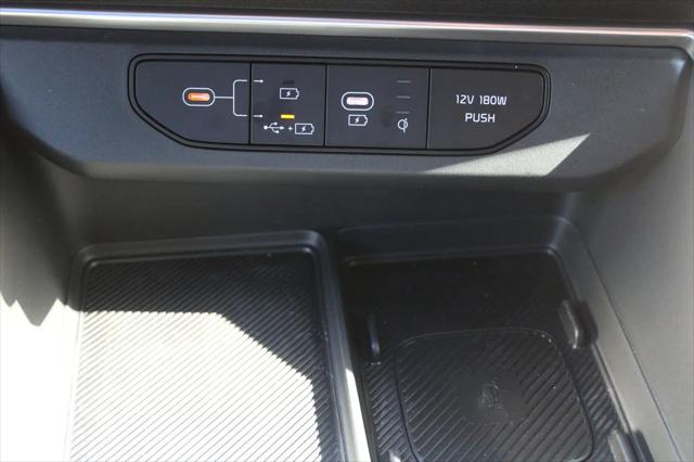 2026 Kia Carnival MPV SX