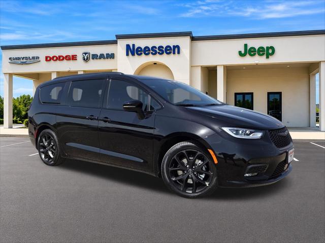 2026 Chrysler Pacifica Select for sale in Kingsville, TX