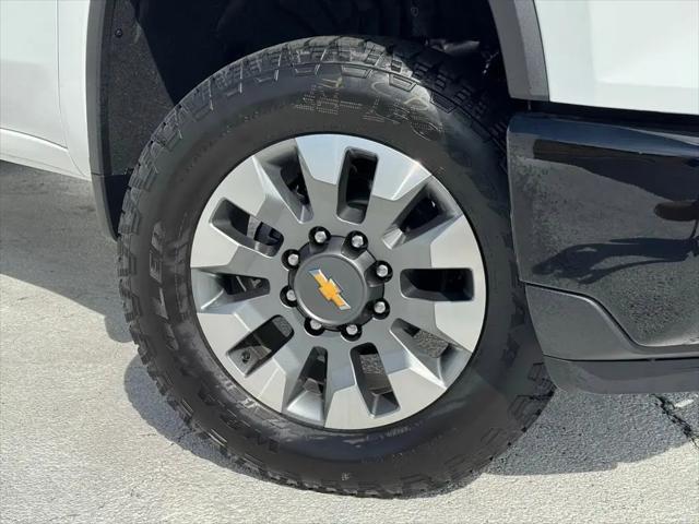 2026 Chevrolet Silverado 2500HD Crew Cab, Standard Bed, WT, 4WD