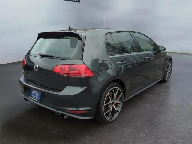 2015 Volkswagen Golf GTI 2.0T SE w/Performance Package 4-Door