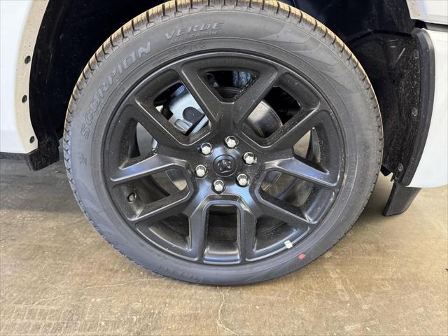 2026 Ram 1500 Laramie Crew Cab 4x4 5'7" Box