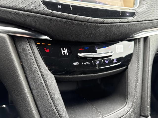 2022 Cadillac XT5 AWD Luxury