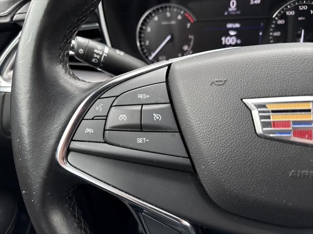 2022 Cadillac XT5 AWD Luxury