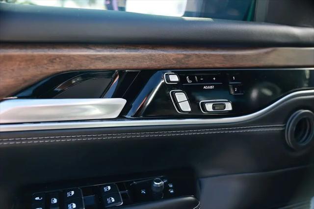 2023 Jeep Grand Wagoneer Series II 4x4
