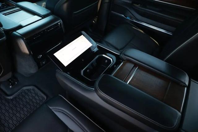2023 Jeep Grand Wagoneer Series II 4x4