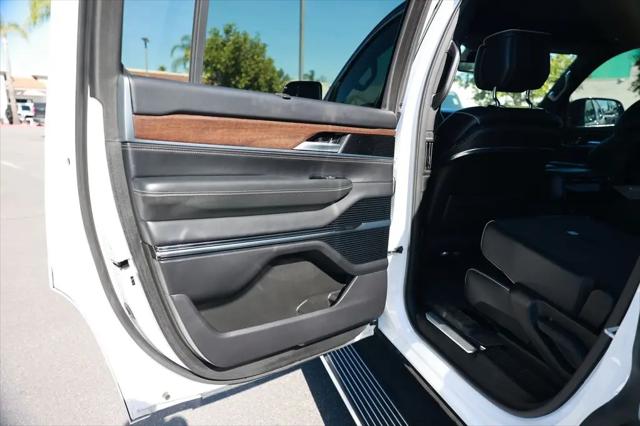 2023 Jeep Grand Wagoneer Series II 4x4