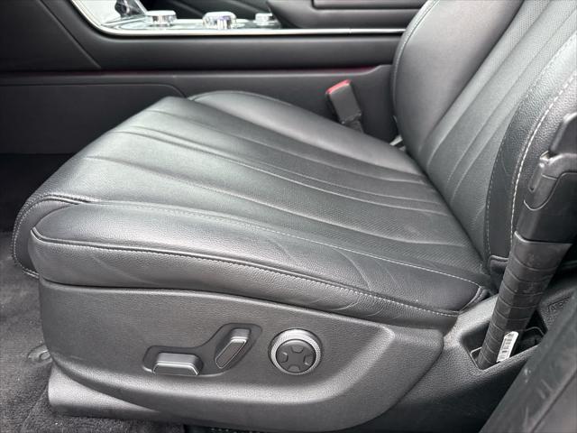 2025 Genesis GV80 2.5T Standard AWD