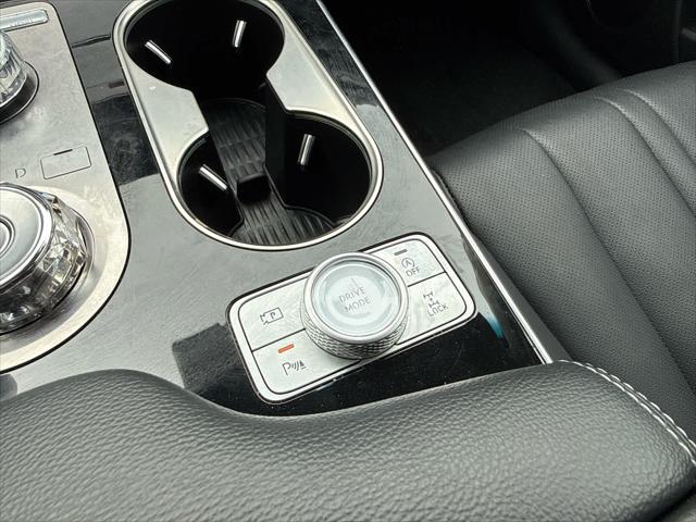 2025 Genesis GV80 2.5T Standard AWD