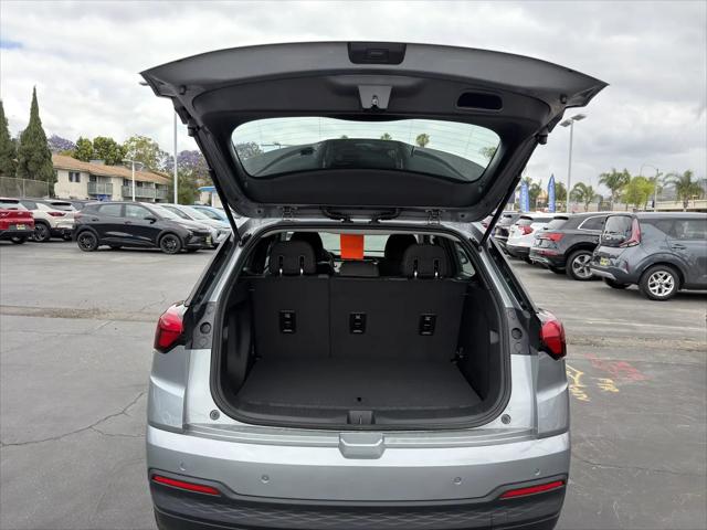 2027 Chevrolet Bolt LT FWD