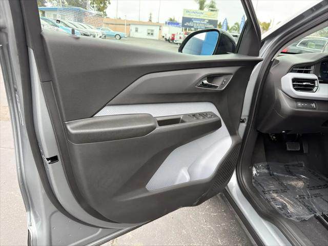 2027 Chevrolet Bolt LT FWD