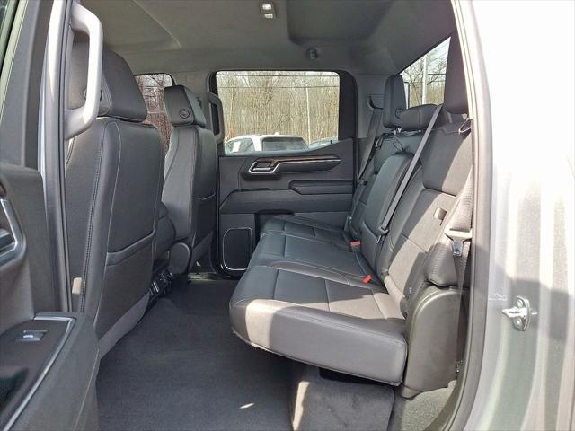 2024 GMC Sierra 1500 4WD Crew Cab Short Box SLT
