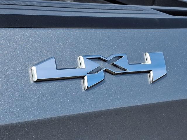 2024 GMC Sierra 1500 4WD Crew Cab Short Box SLT