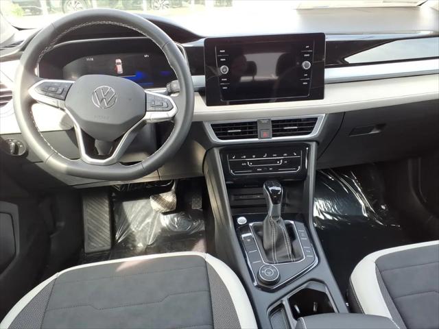 2026 Volkswagen Taos SE